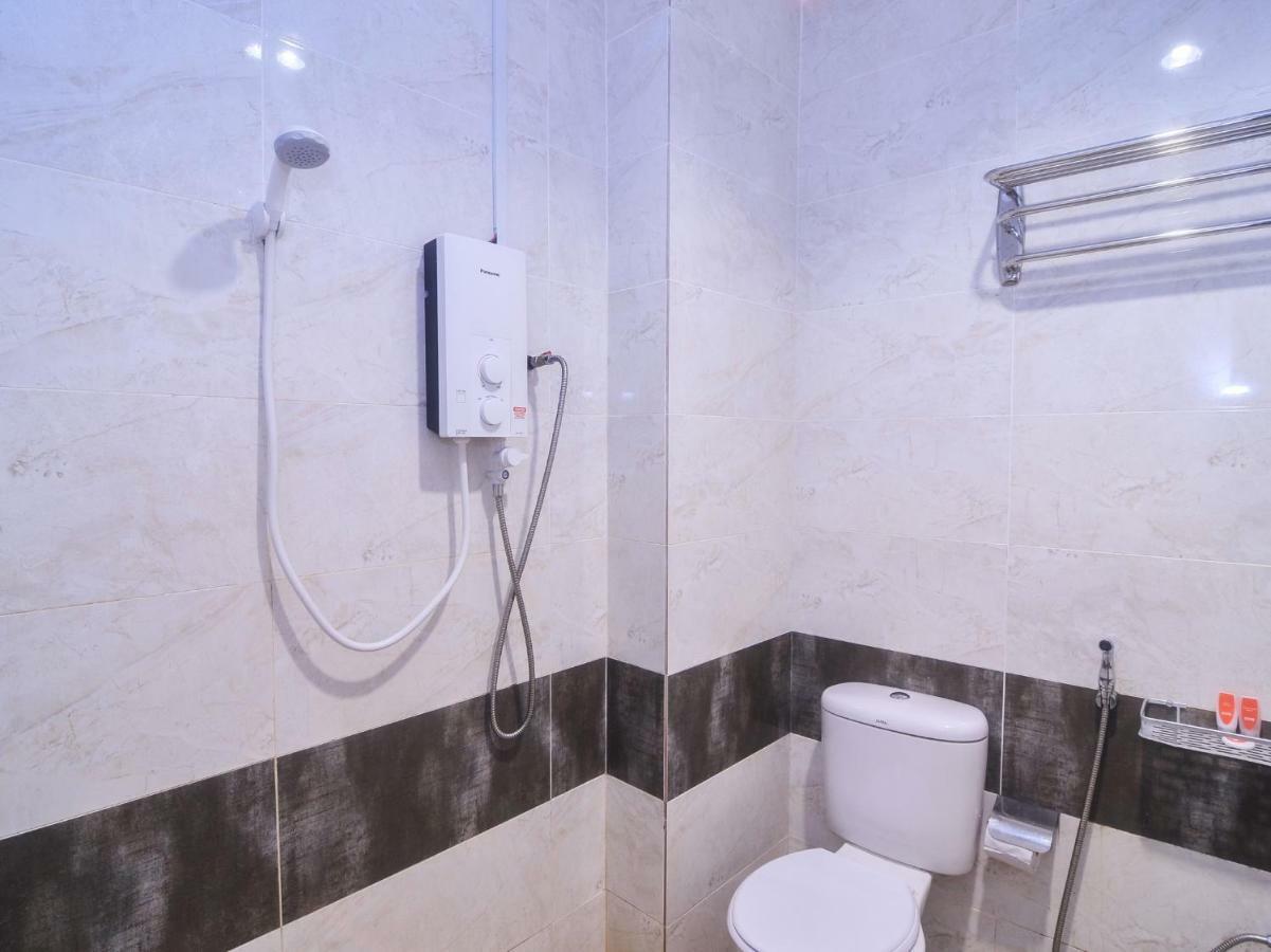 Oyo 1119 Memoire Express Hotel Κουτσίνγκ Εξωτερικό φωτογραφία
