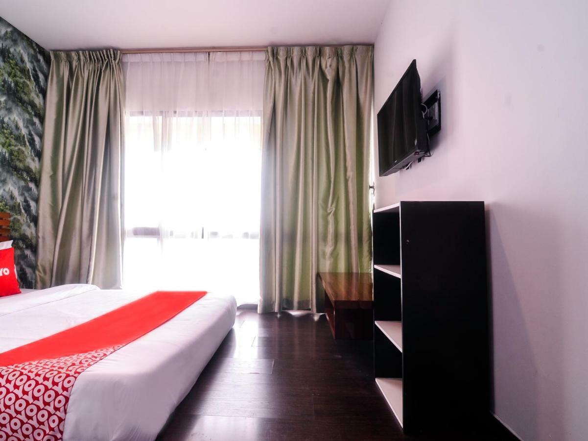Oyo 1119 Memoire Express Hotel Κουτσίνγκ Εξωτερικό φωτογραφία