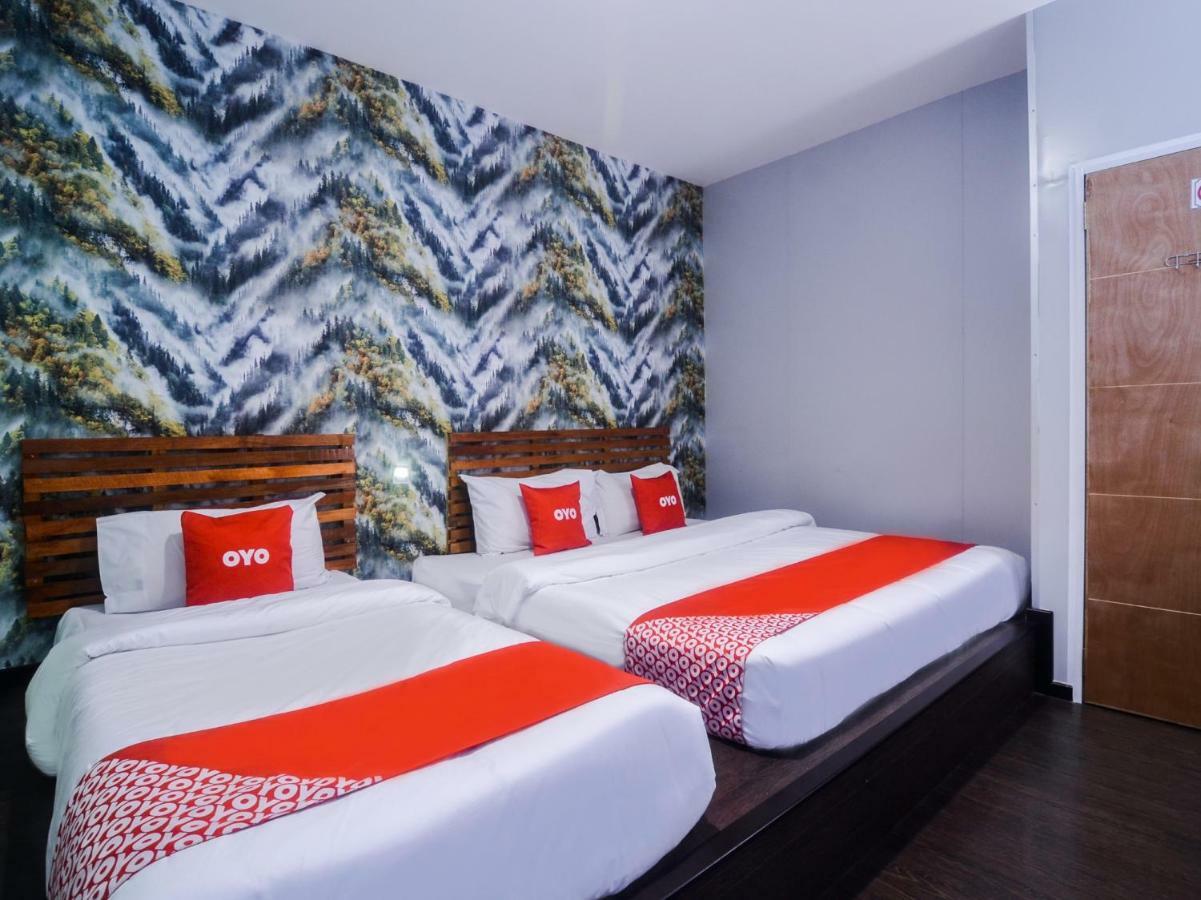 Oyo 1119 Memoire Express Hotel Κουτσίνγκ Εξωτερικό φωτογραφία