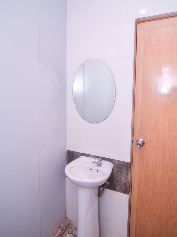 Oyo 1119 Memoire Express Hotel Κουτσίνγκ Εξωτερικό φωτογραφία