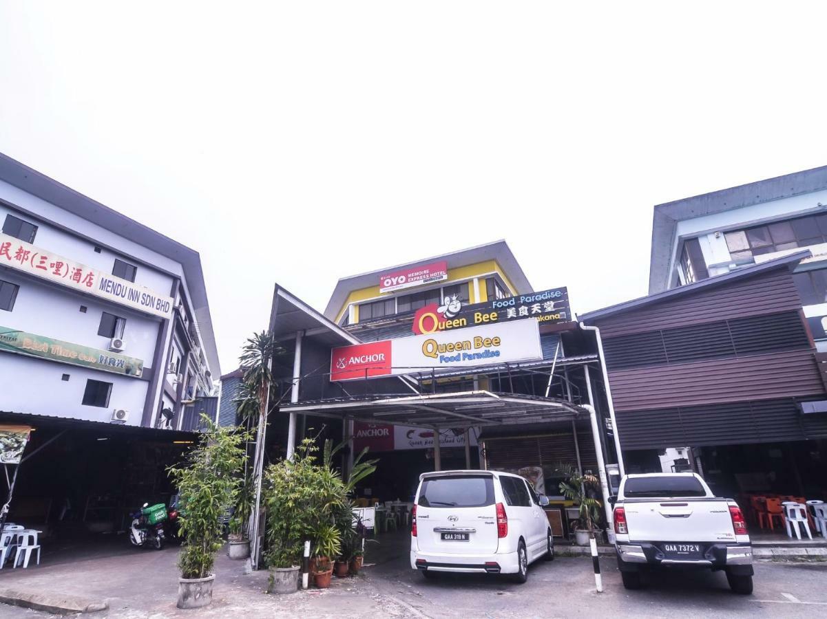 Oyo 1119 Memoire Express Hotel Κουτσίνγκ Εξωτερικό φωτογραφία